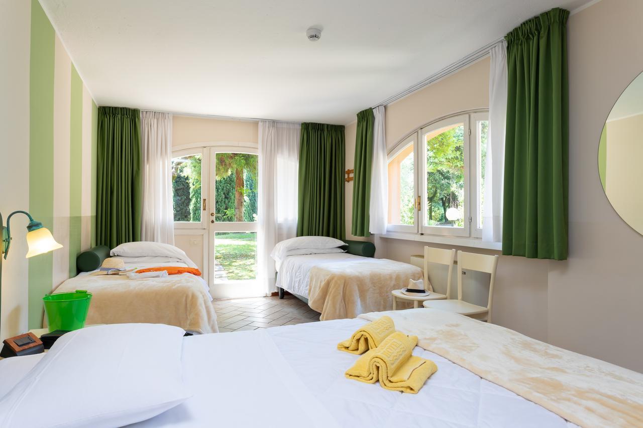 West Garda Hotel Padenghe sul Garda Ngoại thất bức ảnh